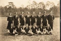 chs-girls-basketball-team-c1930-31