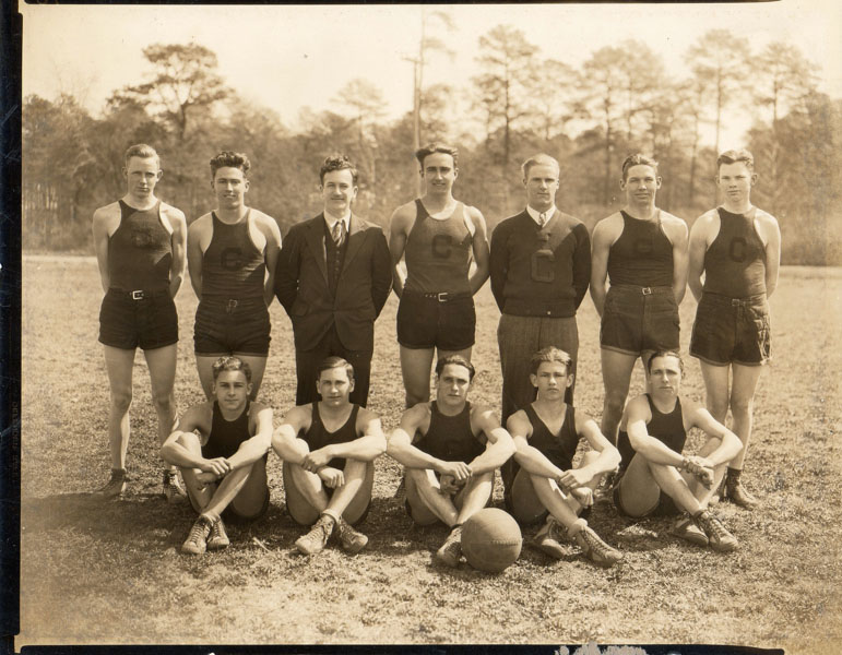 chs-boys-basketball-team-c1930-31