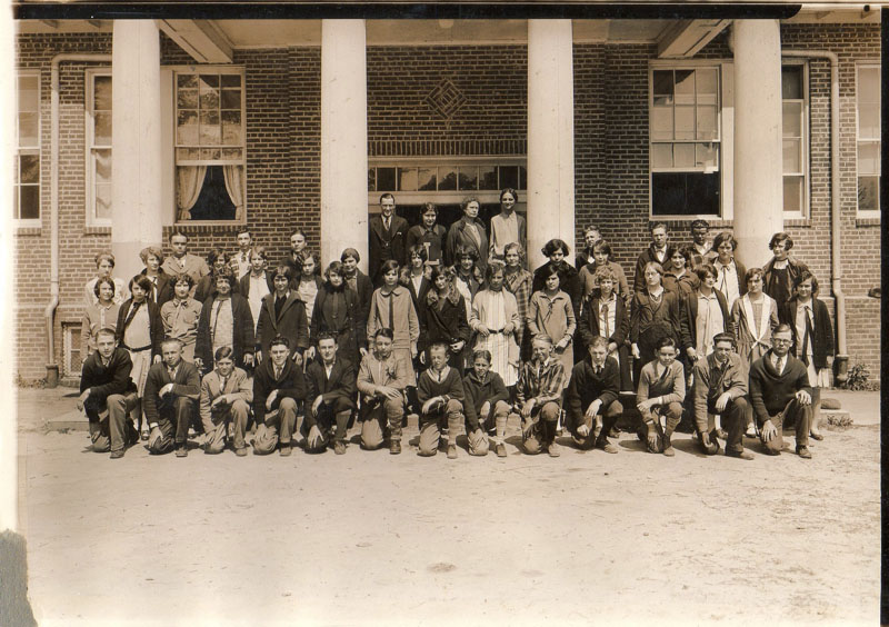 chs-students-circa-1926-27img079