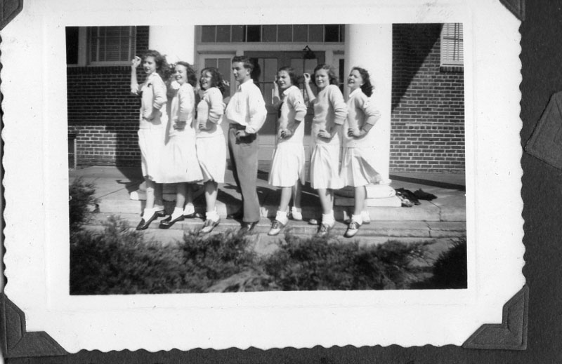 img825-chs-1949-cheerleaders