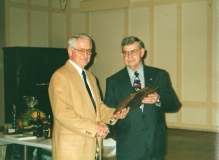aleck-winslow-receives-fireman-of-the-year-award-from-pres-vernon-gayle-feb-2001-img497