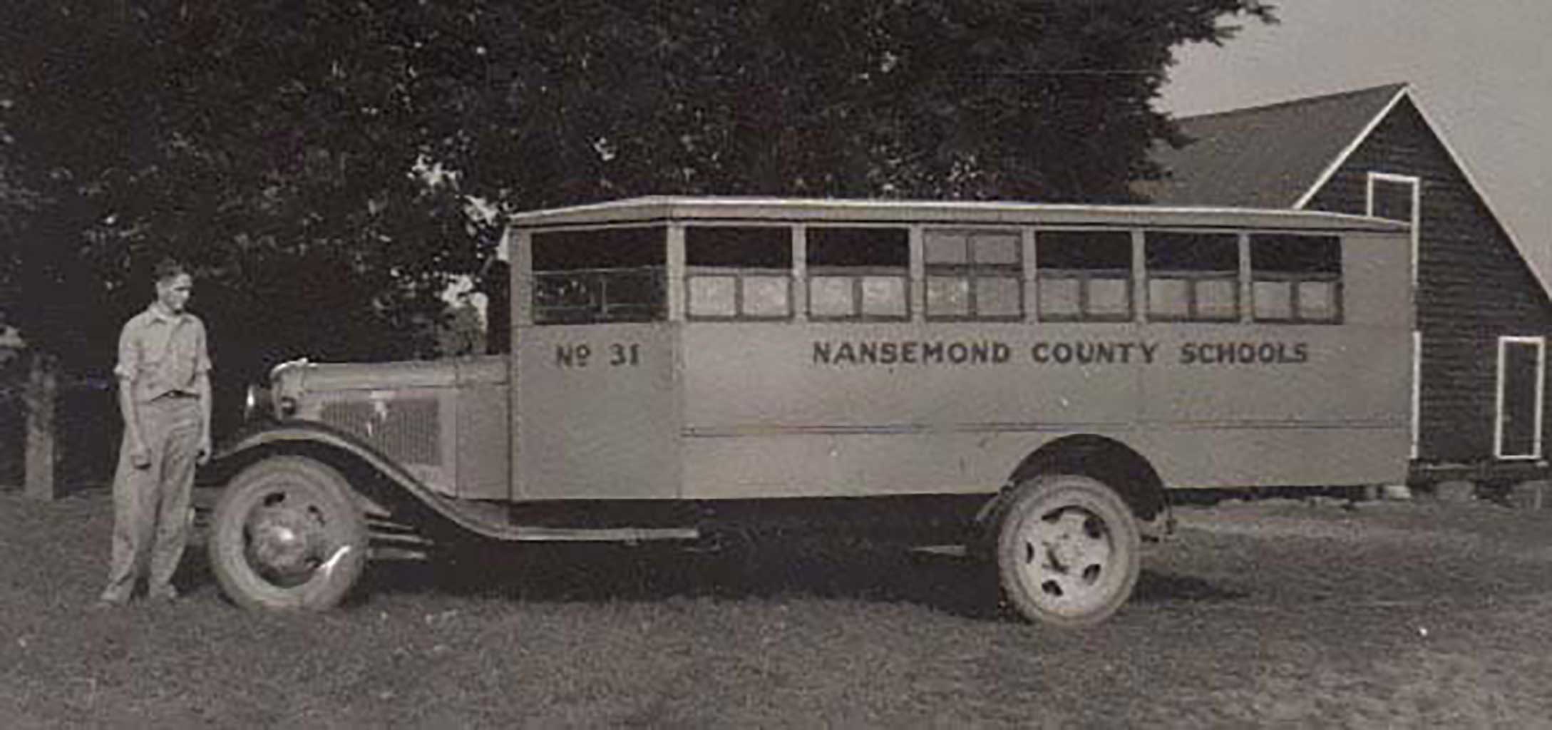 nathaniel-t-gray-1943-44-bus-route-everets-road-to-sandy-bottom-christina-gray-photo